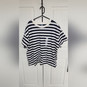 Old Navy Cropped Tee